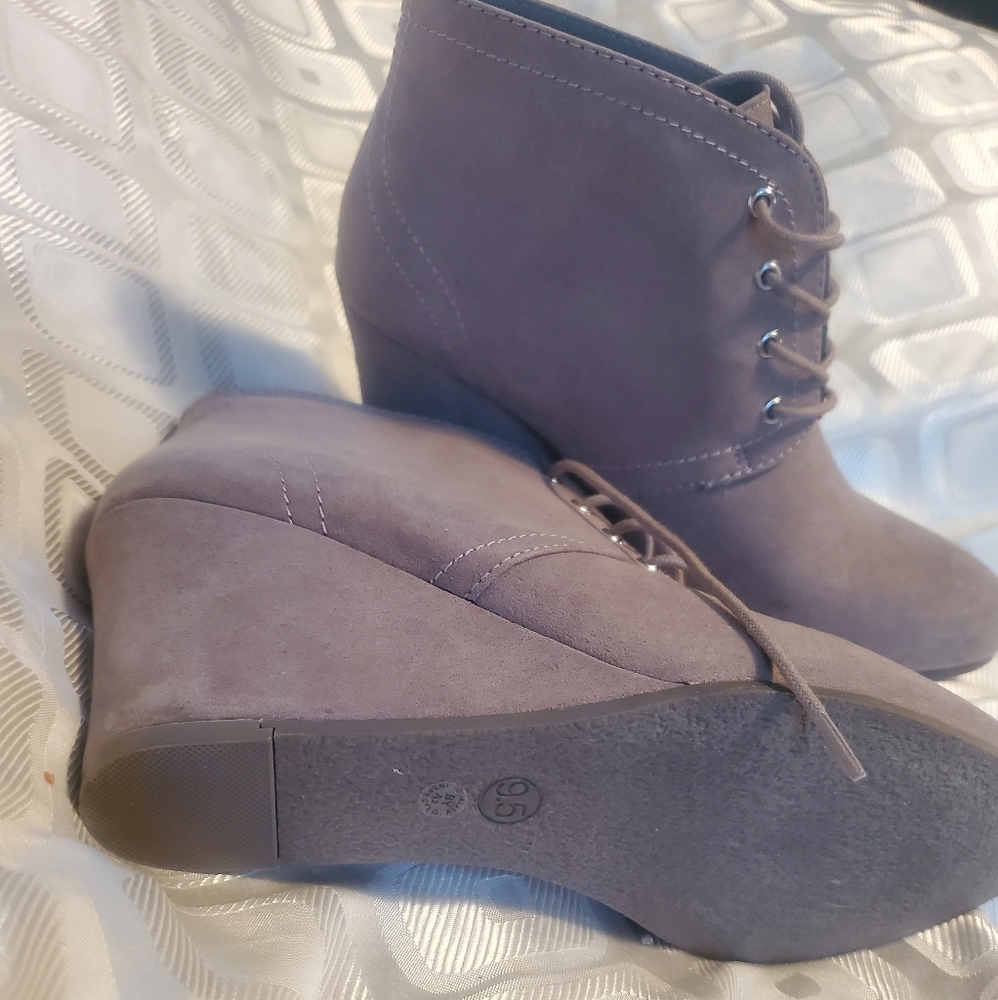 Shoes 👞 - Picture 3 of 6